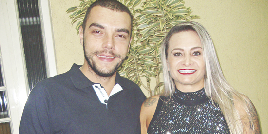 Bruno Messias e Mirna Dias em nupcial recente