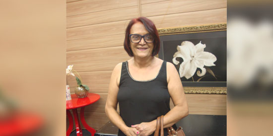 Empresária Aleni Papacídero (da Associação 