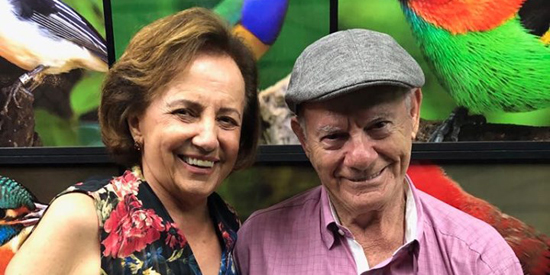 Fábio Liporoni, em sua festa de 81 anos, com a esposa Niza Neila
