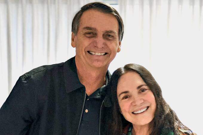 Jair Bolsonaro e a atriz Regina Duarte. 