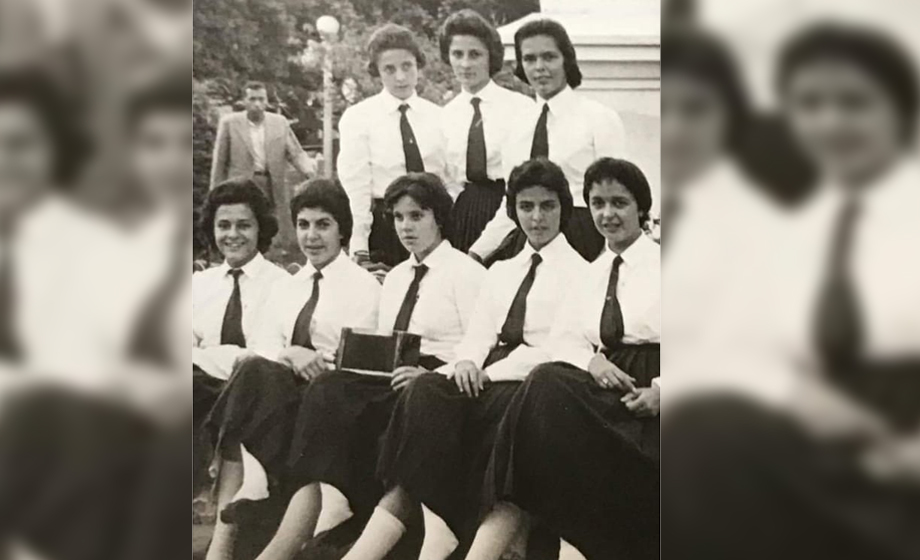 Meu leitor e amigo, Sérgio Ewbank manda esta foto de um grupo de amigas  do seu tempo de juventude