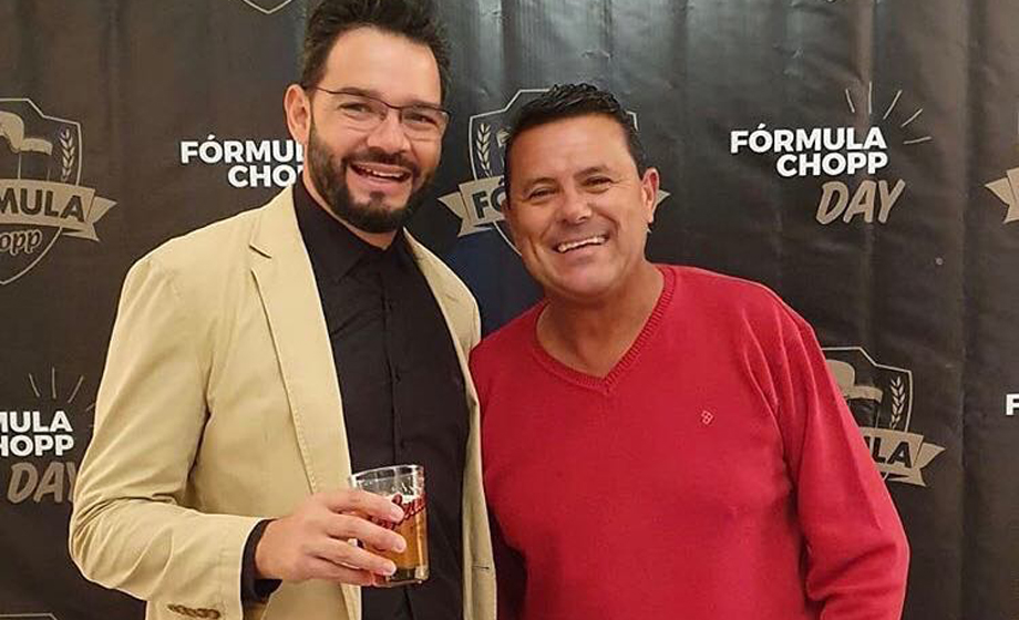 No Fórmula Chopp Day, o produtor de eventos Ronaldo Honório e Luciano Silva 