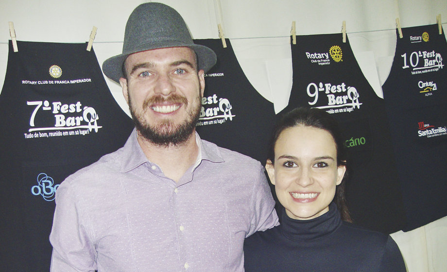 No lançamento do FestBar (2): Luiz Fernandes e Lívia Zanetti