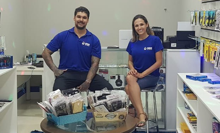 Raul Cerissi e Bruna Cerissi comandam o sucesso da Case in Box, no Mercadão Francano