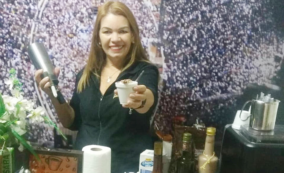 A barista Jô Duarte arrasou com seus cafés especiais nos camarins da Festa do Peão de Barretos