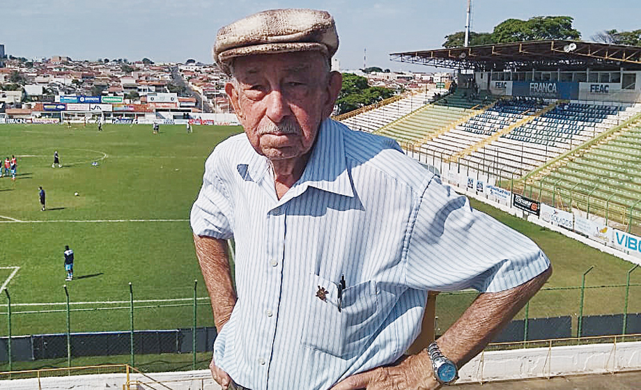 Completando neste domingo, 22 de setembro, seus 90 anos de vida o  muito querido Matheus Garcia Fernandes, conhecido por DIM do Palmeirinhas.