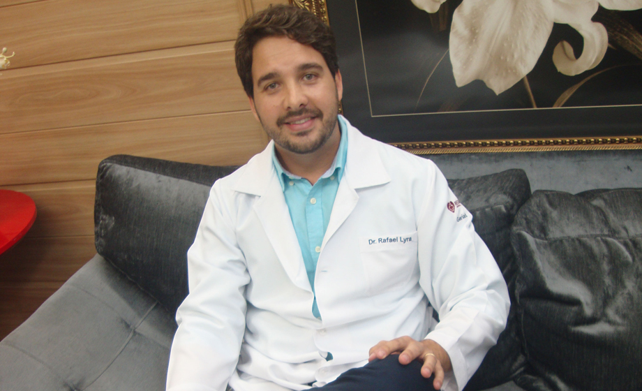 Rafael Lyra Rodrigues Alves (clínico geral e geriatra e professor)