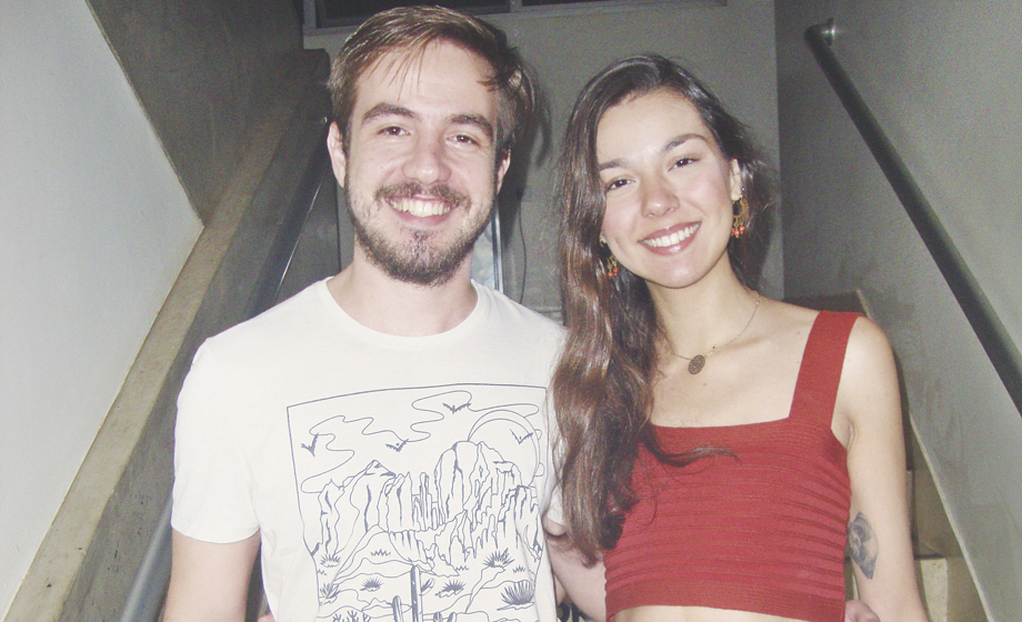 Ricardo Vergara e Sofia de Russi no Teatro do Sesi