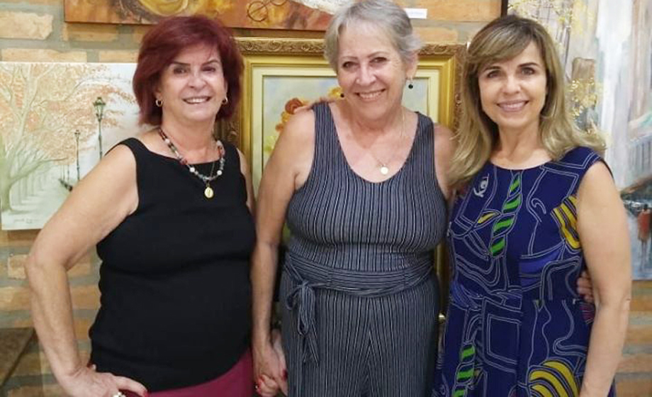 Marta Campos Figueiredo, Rita Caetano de Menezes Carvalho e Sandra Freitas, em prestigiada exposição