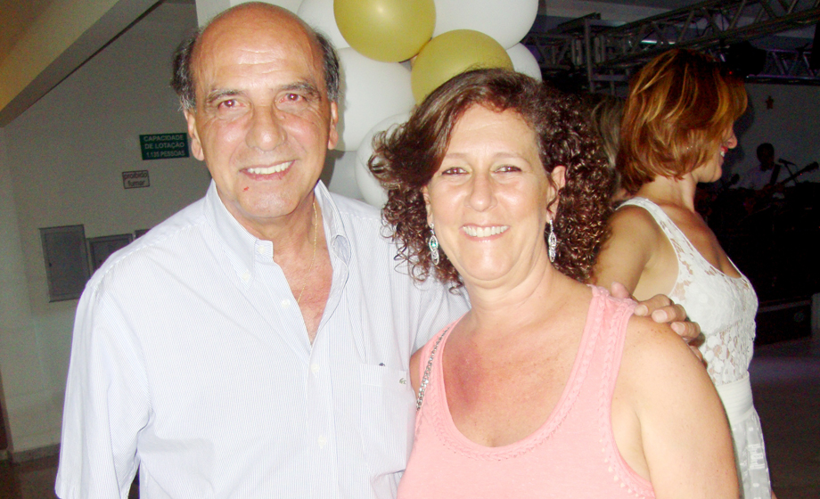 Festa das Nações: voluntárias (de Orlândia) Olivinha Junqueira e filha Renata