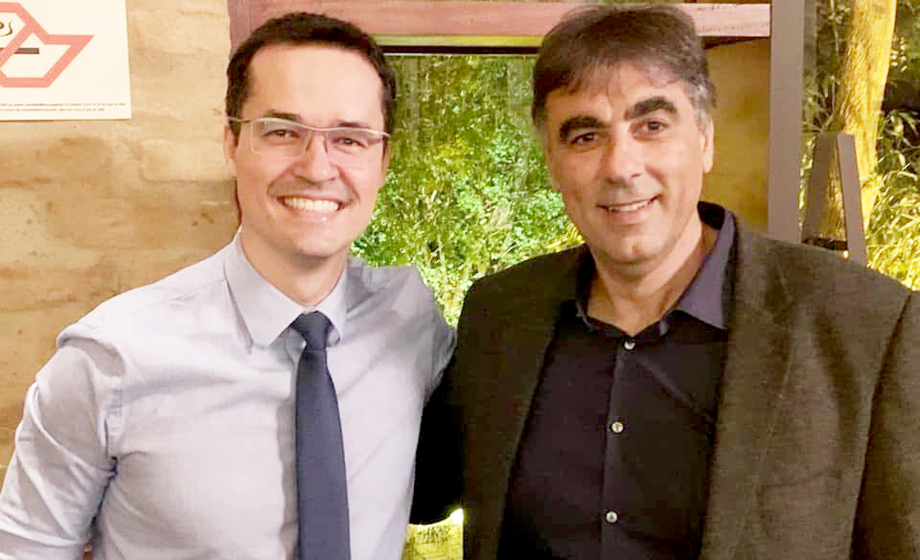 Em restaurante paulistano, o procurador da República Deltan Dallagnol e o médico francano Otto Barboza Junior