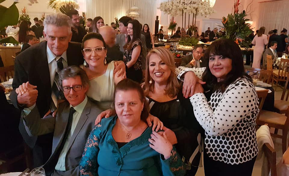 Tarcisio Lopes, Regina Freitas, Ana Maria Chagas (talentosa culinarista), Cidinha Borges, Daniel Mello e Eliane Bonine, em noite luxuosa no Espaço Cedro  
