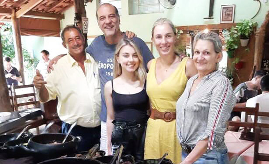 Carlos Pigrucci, Marcelo Caleiro, Isadora Gonzales, Maria Olympia Pádua e Wilma Pigrucci, no prestigiado Rancho JP