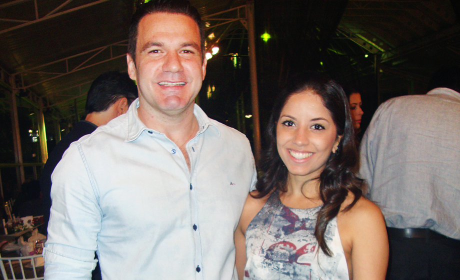 Valdes Rodrigues Filho e Caroline Salgado casam-se em 8/2 na “S. Sebastião”