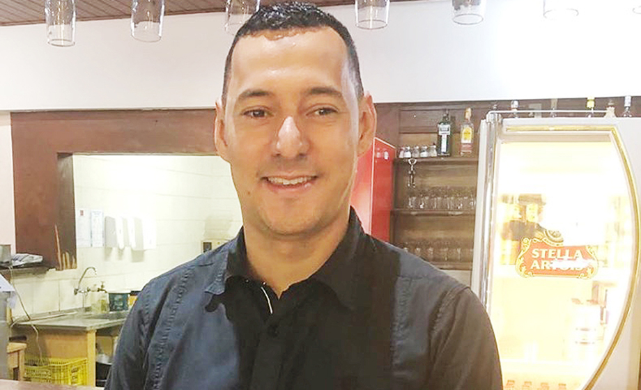 O maitre da Minuano, Fúlvio Apolinário, esbanja competência