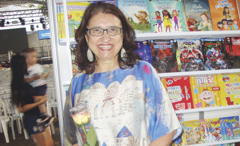 Maria Luíza L. M. Salomão aniversaria no sábado. Beijos. Parabéns
