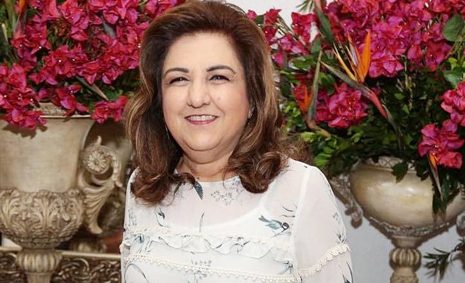 Dora Infante Bittar (Barra de Saia) desfilou elegância na festa da colunista Patrícia