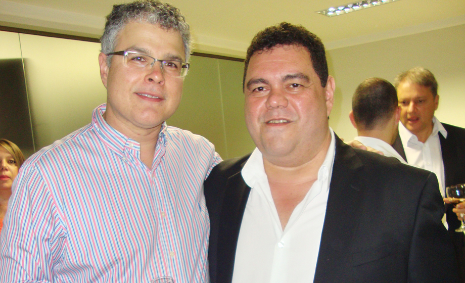 Em concorrido coquetel: Dr. Ulisses  Gianecchini e Dr. Sérgio Hallak