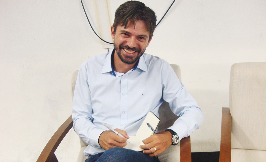 Rodrigo Barion (dir. da BR Investe/ mudando para onde foi a Univeter/ Av. Rio Negro)