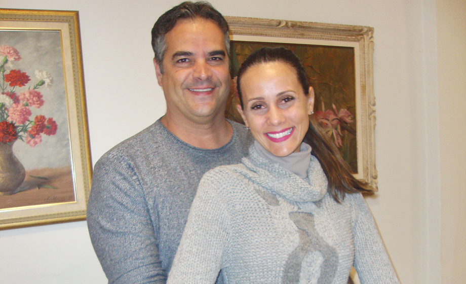 Ricardo Tasso (niver é na quarta) e amada Adriene Marques