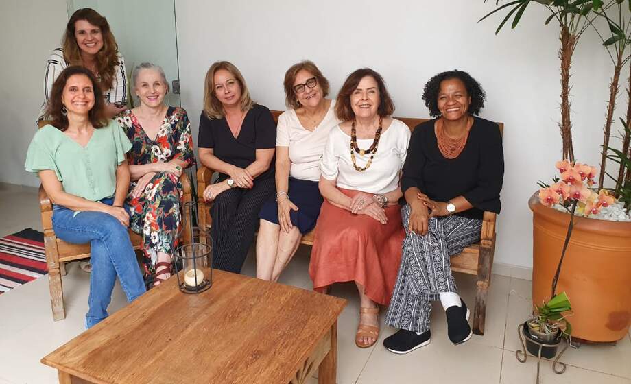 Débora Mellem, Ana Regina Caldeira, Fátima Santos, Ana Márcia Santos, Maria José Roma, Sônia Godoy e Josiane Barbosa Oliveira