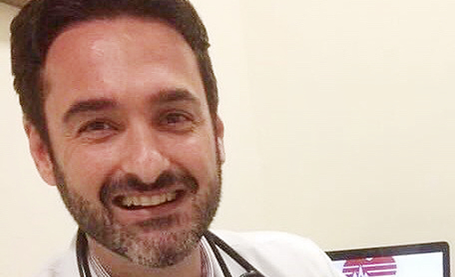 Médico, especialista em cardiologia geriátrica, Áureo Faleiros Filho