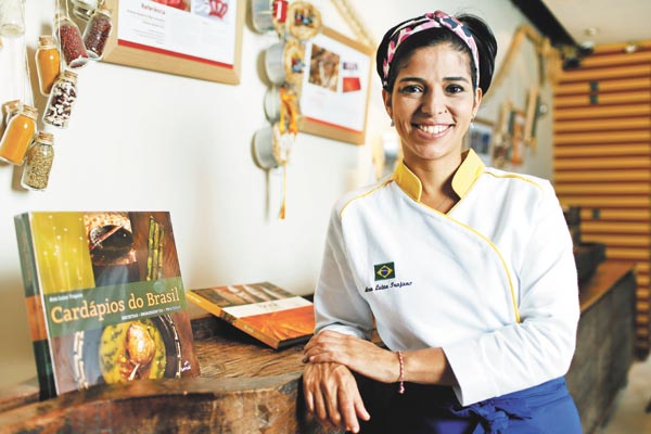 A chef Ana Luiza Trajano recebeu ontem incontáveis cumprimentos, em suas redes sociais, pelo aniversário