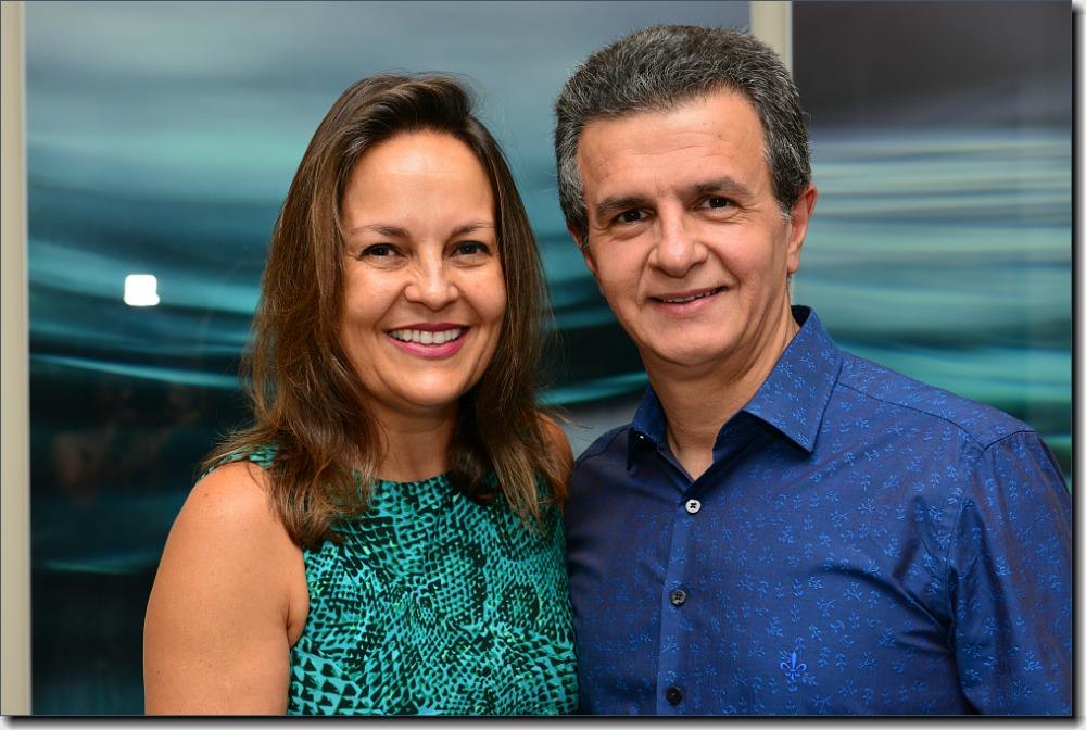 O cirurgião vascular Fernando Cesar Raymundo (foto com Silvinha) está engajado em importante projeto social em Franca