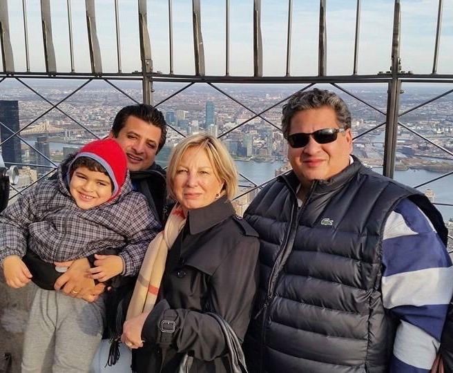 Mãe da Literatura: Sônia Machiavelli (Caderno Nossas Letras/GCN), com os filhos Corrêa Neves Júnior e André, e o neto João