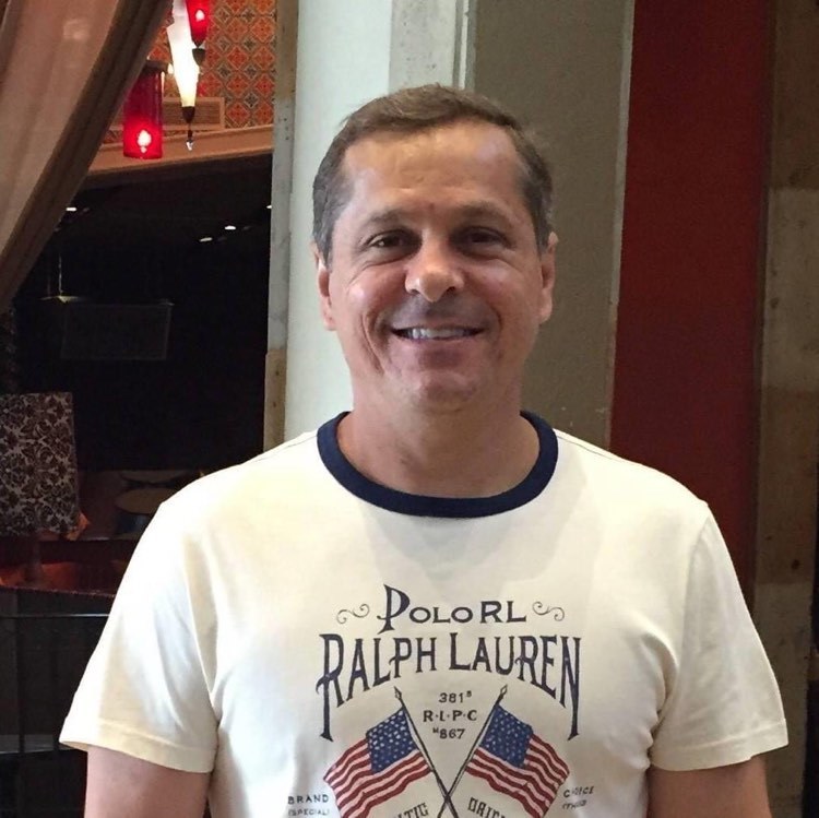 Paulo Manóchio, o Fanta, movimentou ontem sua academia Ginástica & Cia, com o Drive Thru solidário