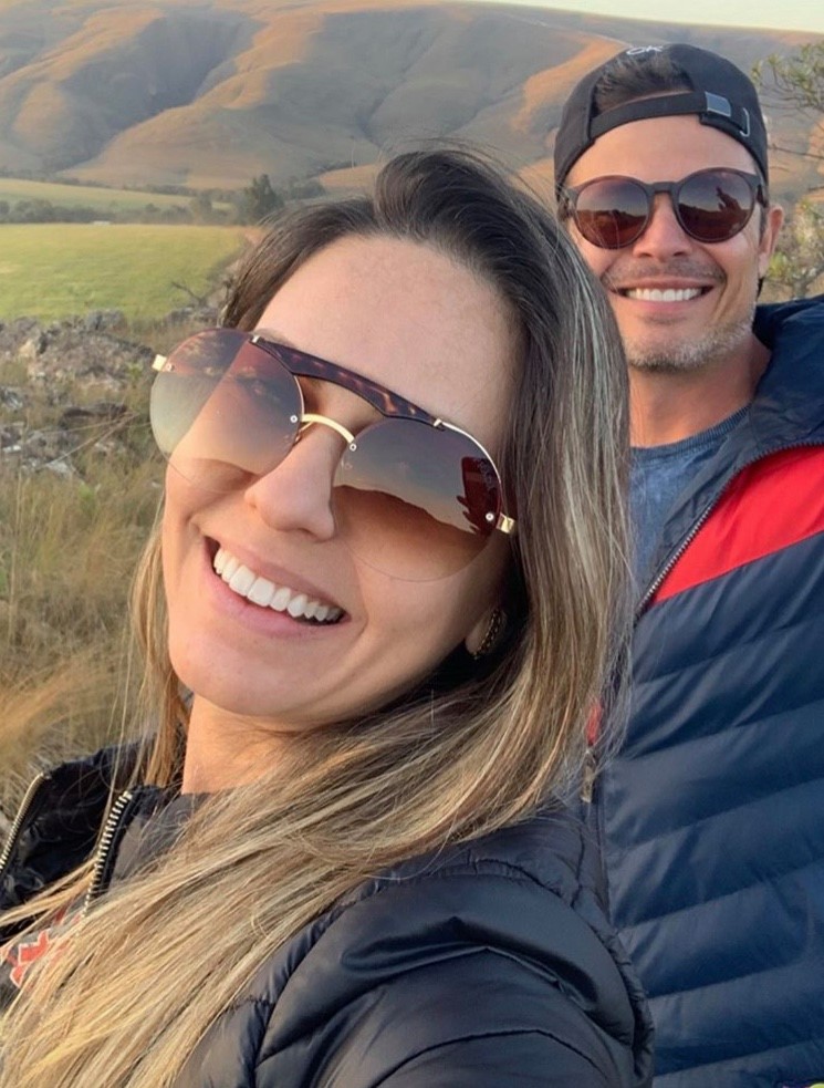 Leandra e Márcio Maníglia Franchini (Desejo & Sabor) em dias de descontração na encantadora Serra da Canastra