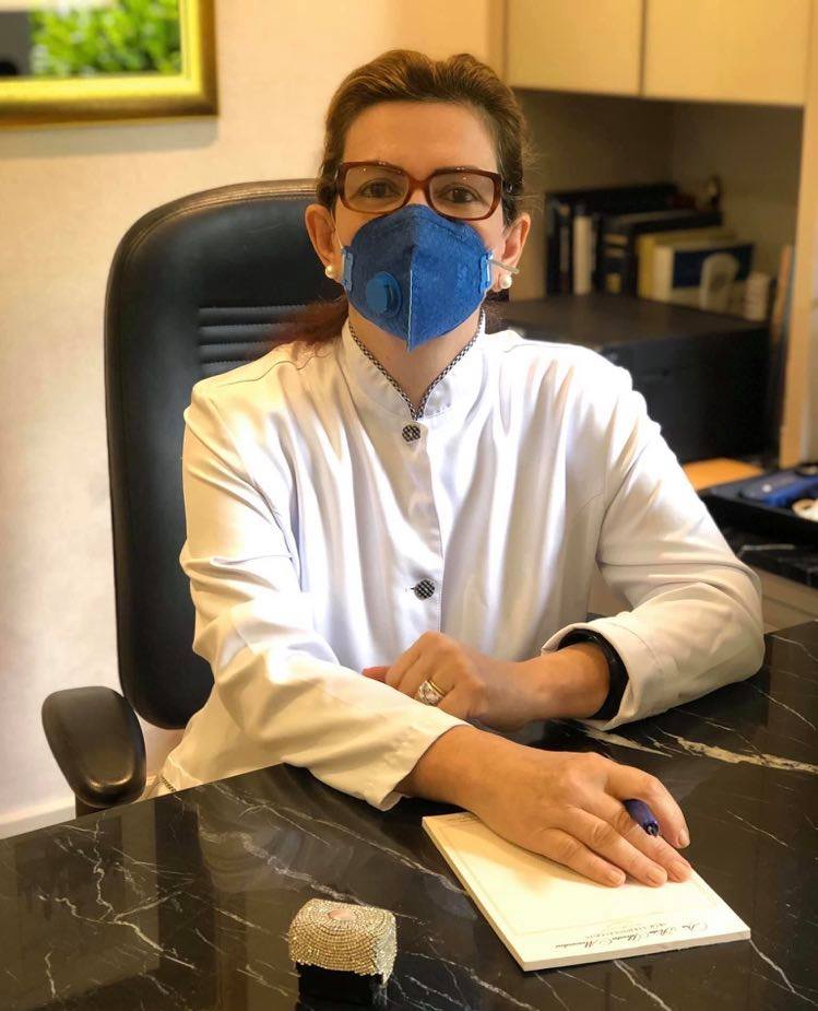Conceituada médica dermatologista Rita Silvestre Moscardini em sua belíssima clínica, na Marechal Deodoro