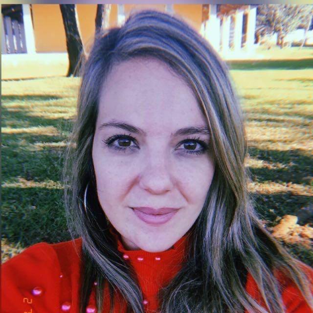 Mariana Hajel está arrasando com seus pães artesanais (recheios especiais) e outras delícias que assina