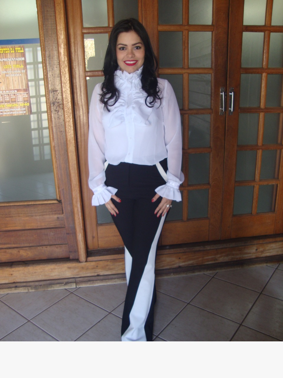 Dra. Ariane Souza. Me tele consultou por agora.
