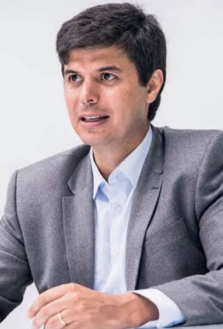 Frederico Trajano (pai da Rafaela, Enrico e Maya), CEO do Magazine Luiza