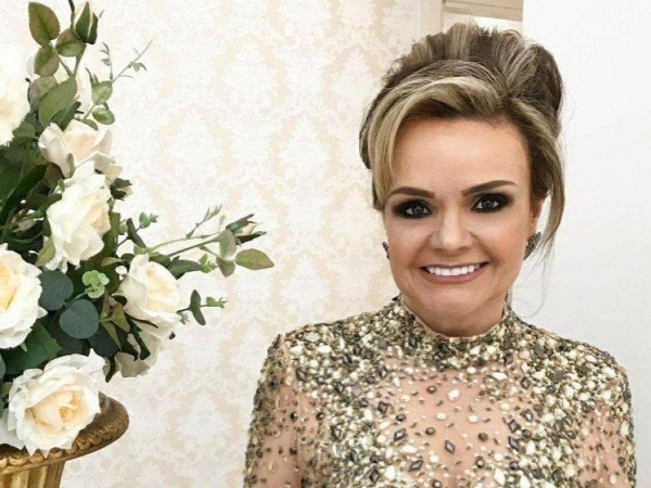 Maria Paula Figueiredo (Instituto de Odontologia Função e Arte) recebe hoje cumprimentos pelo Dia do Dentista 