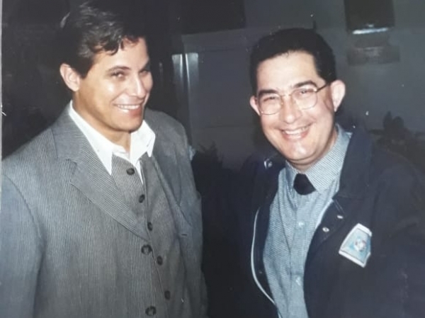 TBT: eu e Edson Celulari (o Dantas da reprise/sucesso global A Força do Querer), ali em S. J. da Barra. Unforgetable.