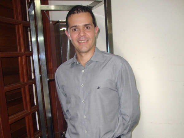 Otorrinolaringologista de destaque: Dr. Carlos Eduardo Barcelos (Cadu)