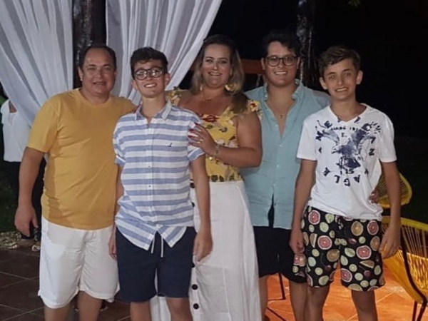 Edson Arantes Jr. e família