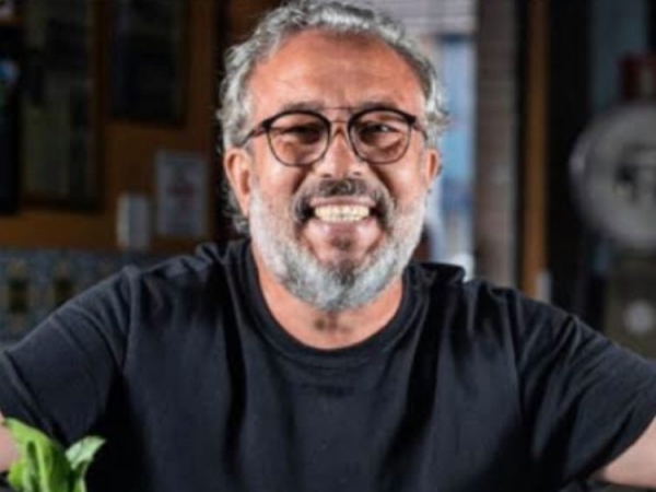  Luciano de Carvalho está fazendo sucesso com o Delivery e Drive Thru, diariamente, no badalado restaurante Matheus e Rosária