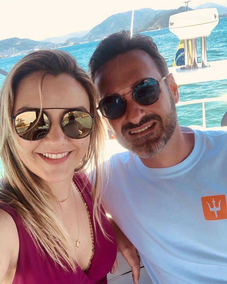 Flávia Bittar Garcia Faleiros e Áureo Faleiros Filho curtiram dias incríveis em Angra dos Reis-RJ