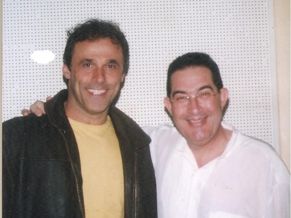 Cá na Franca! Eu e o grande ator e cavalheiro Oscar Magrini (o Noé de “Gênesis”).