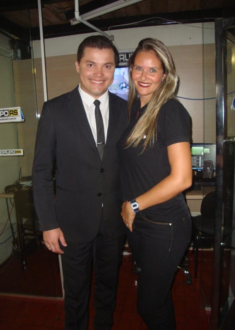 Metades que se completam há anos: casal Luiz Hendrigo e Mísia Cintra.