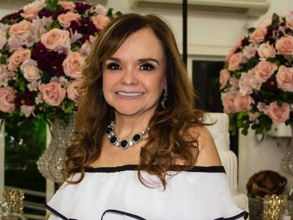 A mestra em Odontologia, Maria Paula Figueiredo, aniversariou quinta última (3)