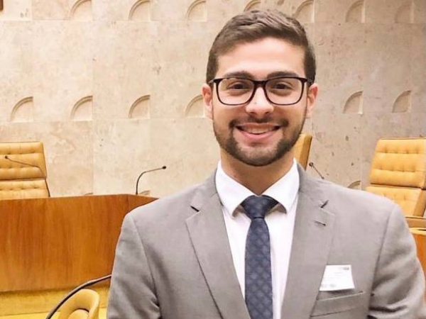 O advogado Eduardo Guerra deixa Franca para viver em São Paulo à convite da Secretaria do Estado da Educação
