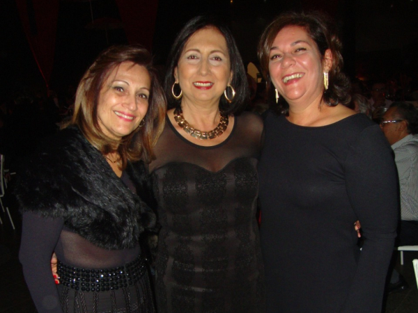  Sílvia Penteado, Rita Jorge (nat e na 5ª) e Lúcia Salomão. Antes da pandemia (no Baile das Fraldas).  