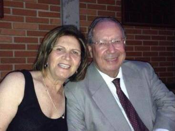 Wagner Sábio de Mello (foto com sua esposa Marilda Tosi) aniversariou quarta última (18) e recebe o Parabéns à você aqui na social do GCN
