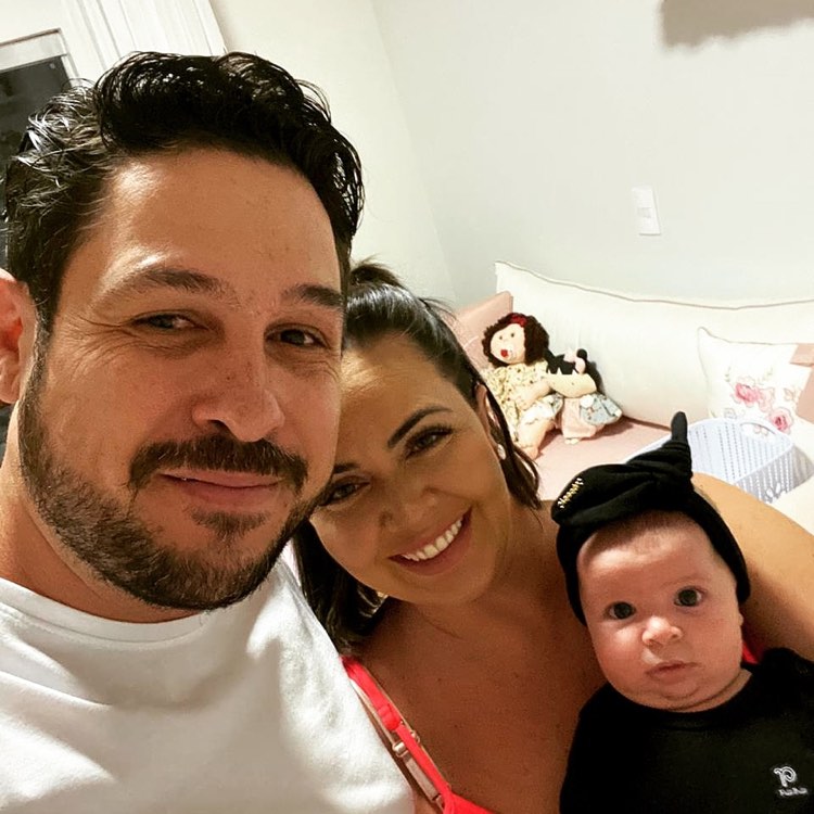  Juninho Monteiro e Thaisse Raiz, juntamente com a pequena Victoria, protagonizarão um badalado almoço, sábado (28)
