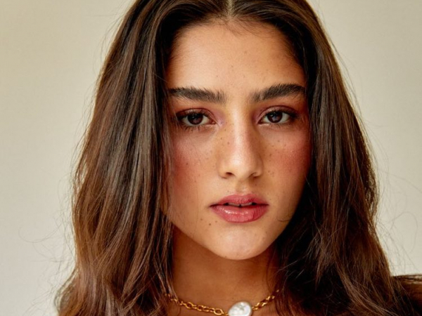 A modelo francana Bárbara Barcala está brilhando nas campanhas publicitárias de uma grande rede varejista e fará participação em novela da TV Record