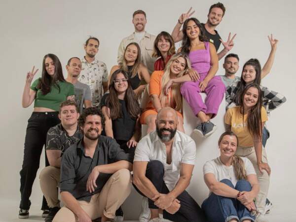  A equipe que estrelou a novíssima campanha Colors da Ferracini 24h 